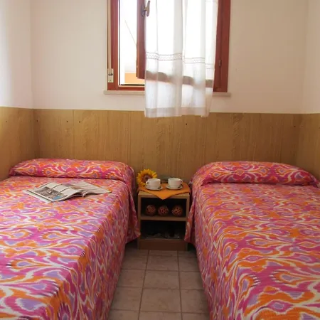 Appartement Your Modern Retreat With Poolside Bliss - Beahost Bibione